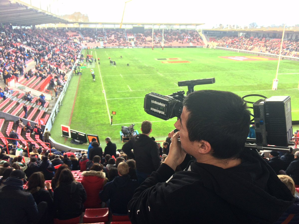 LBF_PROD's tweet photo. Tournage pour La Poste au stade Toulousain et au théâtre de l'Allégria
#Tournage #ALEXAmini #ArthurBonneval #ErnestWallon #Toulouse #Paris https://t.co/f11UeN2jBs