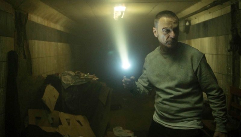 BDFantasmas's tweet photo. Estamos en la época del año donde las cadenas de televisión deciden el futuro de su programación y la tercera temporada de El Exorcista (FOX) aún no lo tiene decidido. https://t.co/SluCnQVxh8 | #TheExorcist #ElExorcista https://t.co/lvJvJ6YyGn