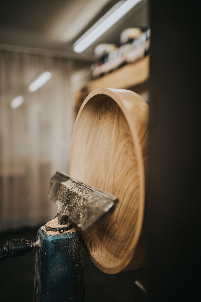 asemi_co's tweet photo. Sublime German crafts for your home, coming to our shop soon! #wood #turning #woodturning #woodwork #woodworking #woodworker #handmade #pottery #design #interiordesign #passion #love #madeingermany #artisan #craft #handcrafted #craftsman #limitededition #tray #coffeetray https://t.co/KXg2UmsmWL