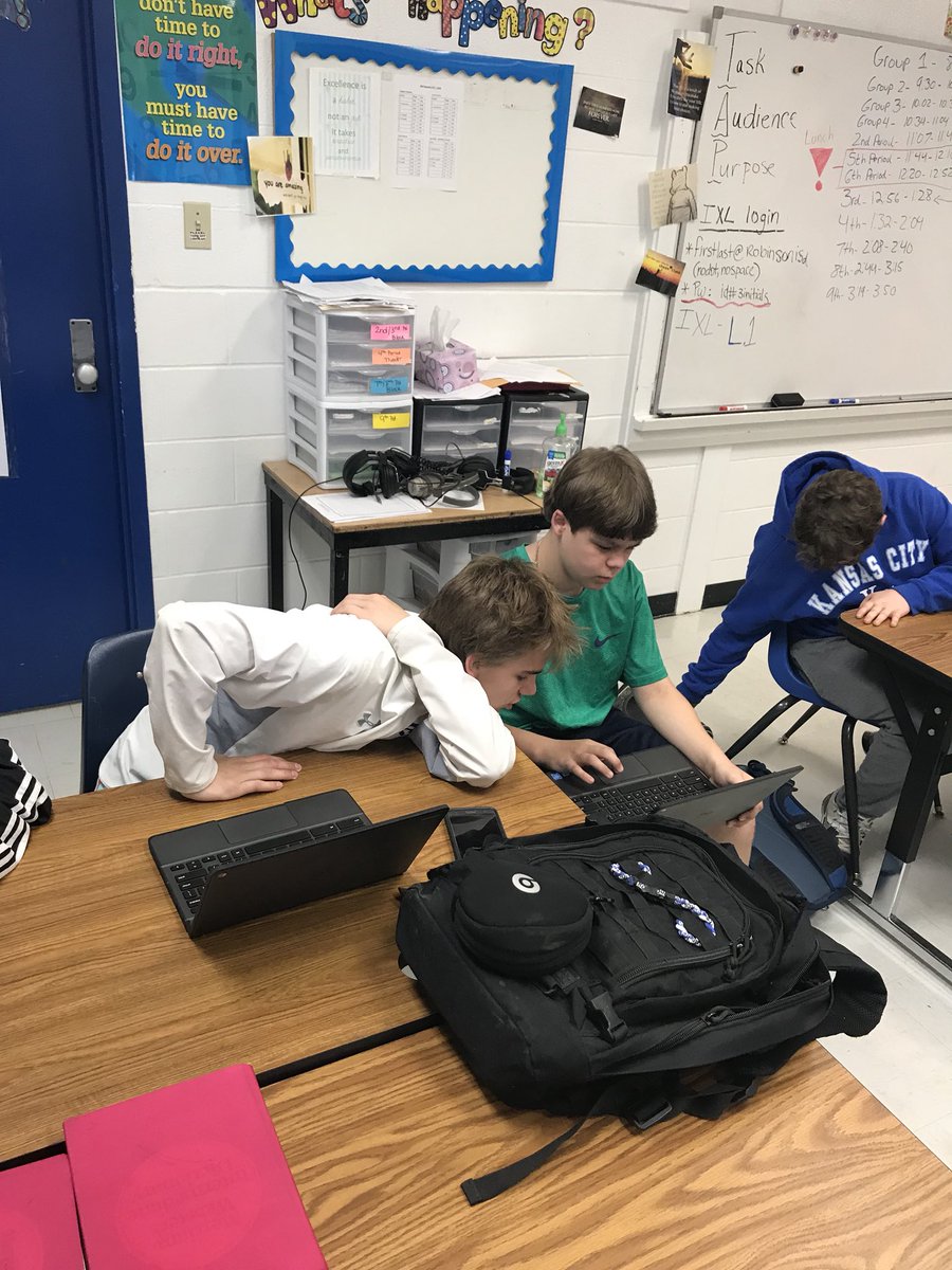 saralinjones's tweet photo. ELAR Digital breakout! @whatsnewatrjh #robinsonisd https://t.co/AEp1f1WgSe