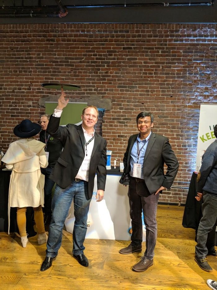 📸 #TBT: The ‘keurig of yogurt” Steve Stanton and Anindya Roy of <a href="/YomeeYogurt/">Yomee Yogurt</a> at FoodBytes! San Francisco #foodbytes #yogurt #keurig #foodtech