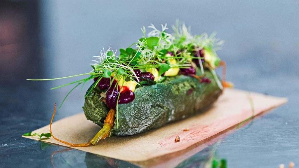 irishexaminer's tweet photo. Bug burgers and algae buns – just what’s cooking in Ikea’s innovation kitchen? https://t.co/Bl807v19oF https://t.co/eZdtm68Kg7