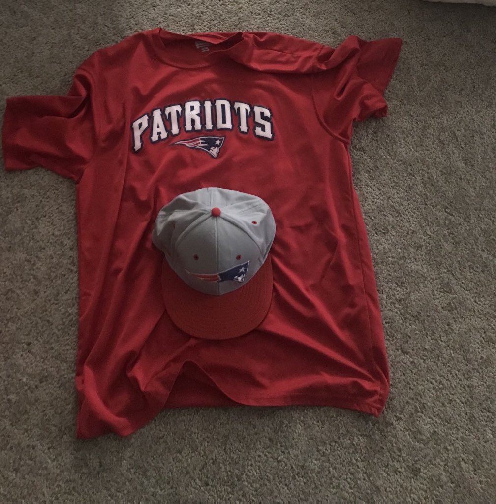 browny2456's tweet photo. Didnโt even know I still had this stuff but I feel like itโs a great time to wear it #Wensinkway #PHforever https://t.co/DG1xz0uKYQ