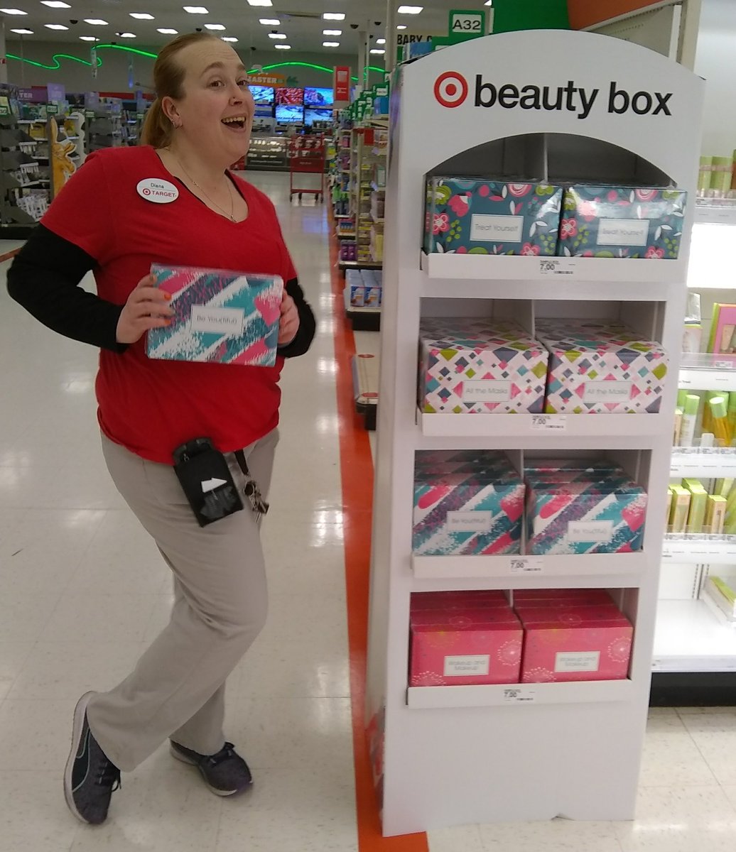 Diana Holeman tweet media