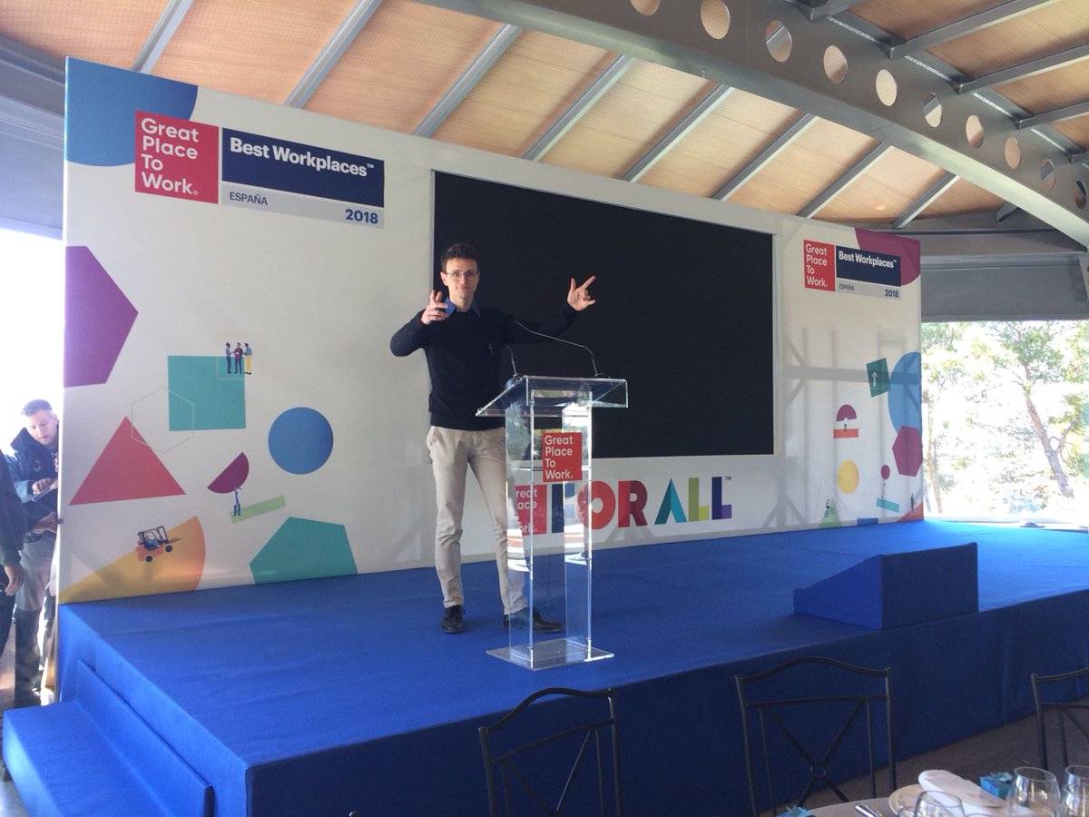 vincent_hip's tweet photo. Ultimo ensayo de #presentador de los #BestWorkplaces18. Hacia un #eventosdeimpacto para esta edición 2018 en un gran lugar, el Castillo de Viñuelas para festejar #YoSoyBestWorkPlaces18 https://t.co/umEJBZruAT