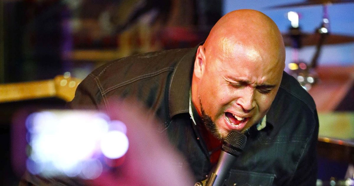 Hancock_JohnD's tweet image. Almost Famous: ‘Tennessee Whiskey’ dad faces reality of turning viral fame into lasting legacy. @dallasnews
interactives.dallasnews.com/2018/kris-jone…