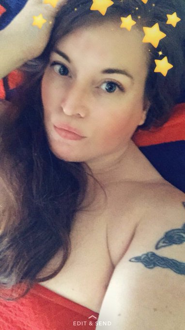 I'm officially the worst at twitter! But now I'm back, so you'll be seeing more of me-and I have lots<a href="/tag/tittytuesday"class="tags"><span>#tittytuesday</span></a><a href="/tag/boobs"class="tags"><span>#boobs</span></a>