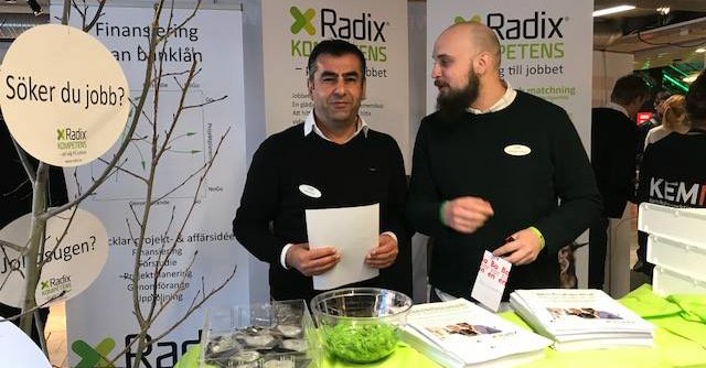 Jobbiskola's tweet photo. Skoljobbsmässans officiella partner Radix Kompetens erbjuder vuxenutbildningar och arbetsmarknadsinsatser. Möt representanterna på Skoljobbsmässan 2018 och lär dig mer om hur du kan utvecklas! https://t.co/3Ha00Q6Fxo https://t.co/9jTGCM6BHV