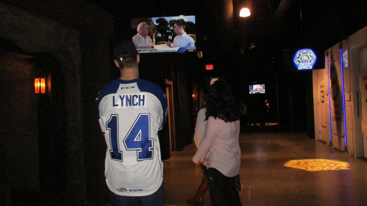 5wits's tweet photo. Last night the #winners from the @SyracuseCrunch adventure giveaway came by to do their adventures with Kevin Lynch and Jonne Tammela. It turns out @jtmmela is always moving so you can't get a clear shot when he's in on the action. #SyrCrunch #backnblue #party #pizzaparty https://t.co/Ju6ZvbsoyL