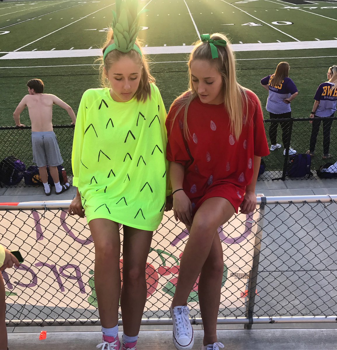 emmaaallison's tweet image. "HEY this is Nick Jonas calling to wish you a HAPPY BDAY" (Lol get it) i'll be over later to film our newest episode of the kaitlyn &amp;amp; emma show!!!!!! #billyray #cliff