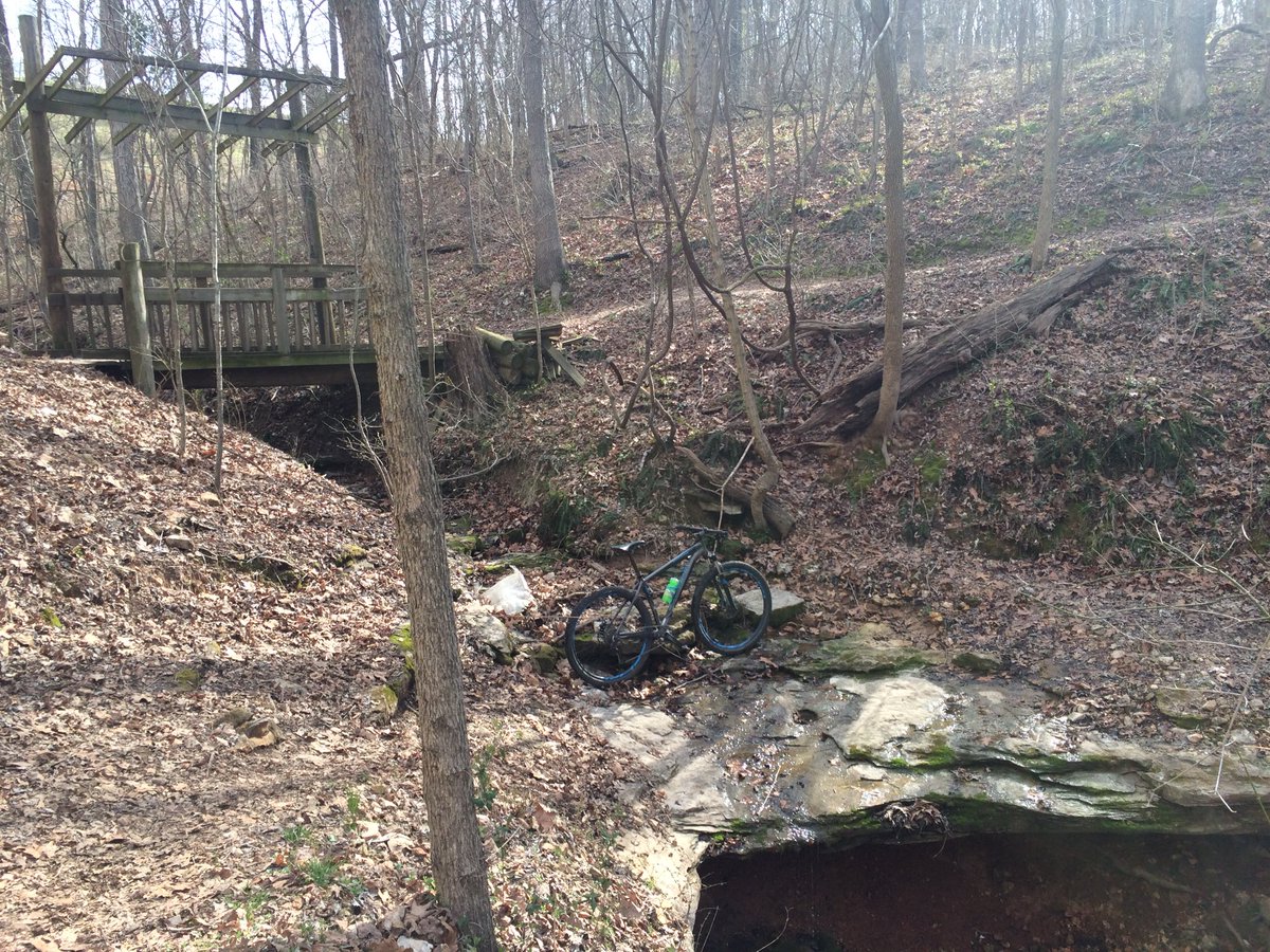 Urbanator88's tweet photo. Wow, amazing mountain biking in Arkansas. Iβve had so much fun this week. #SlaughterPen #Womble https://t.co/HHLQiTWPqY