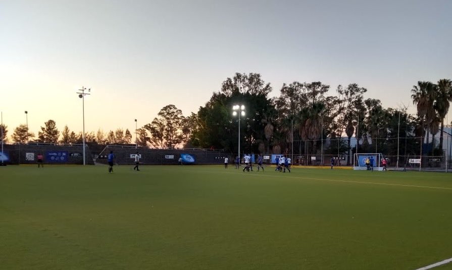 COMUDEsalamanc's tweet photo. Iniciamos #CopaFlick 🏑🥅
  •Guanajuato vs Distrito Federal• 
No olvides venir y apoyo a nuestros equipos #OrgulloSalmantino https://t.co/lUSK4ASR18