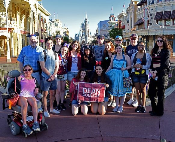 DeanCollege's tweet photo. Read Victoria Midkiff's ’20 blog about her experience with the Theme Park Management class and their trip to Orlando Universal and Disney to learn from business executives: https://t.co/G47uuiP3WD https://t.co/cTiafrAYBA