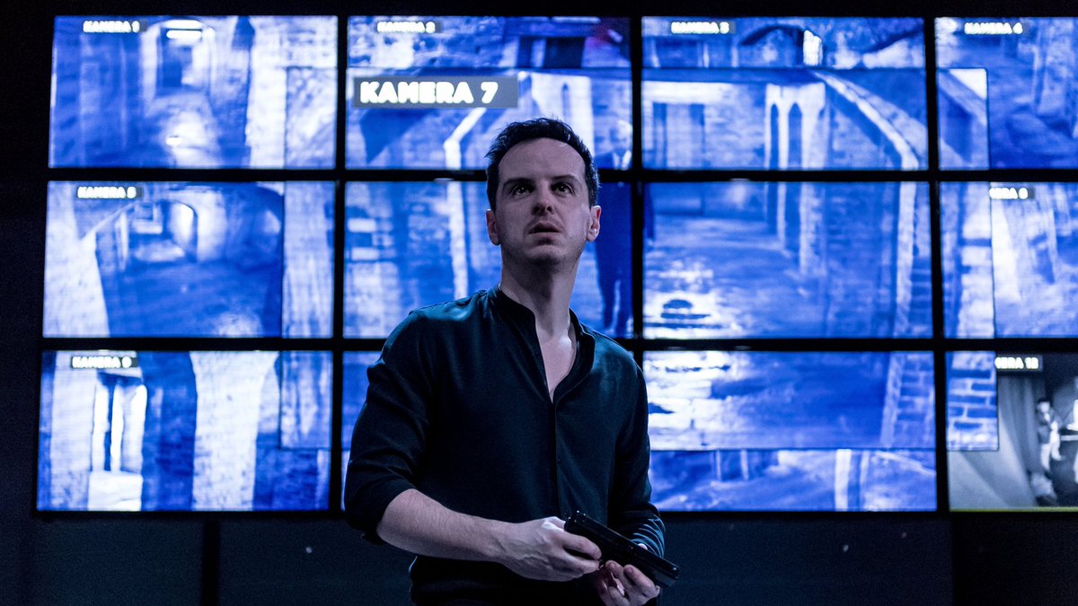 AlmeidaTheatre's tweet photo. Had plans for next Saturday night? Cancel them. We are hugely happy to say that our production of Hamlet will be aired on BBC2 on Saturday 31st March at 9pm! https://t.co/9GohjuMDIo