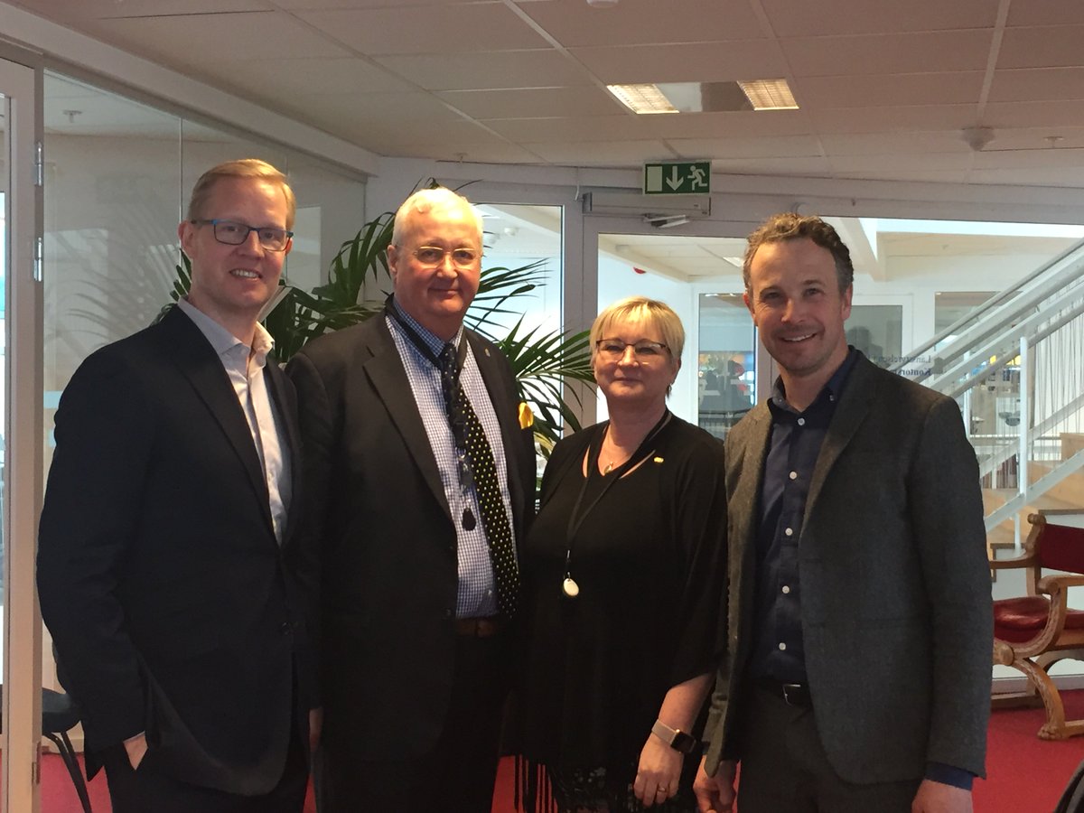 brisvall's tweet photo. Tack @StenNordin och @HMorgonskold för ett intressant samtal om @Lst_Blekinge roll för att stötta regionens framtida bostadsutveckling. #bopol https://t.co/85DanQBLDU