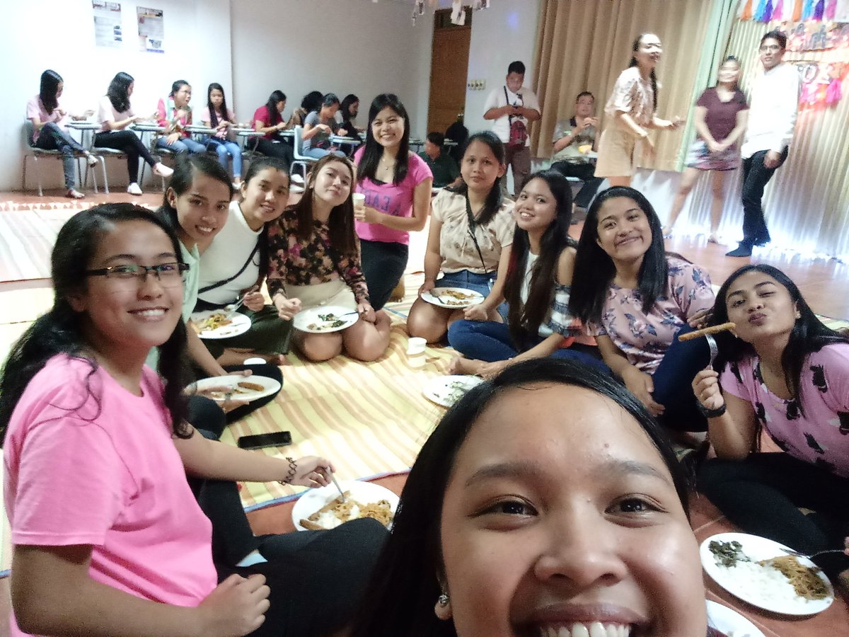 issaminee's tweet photo. P A H I M A K A S 2018
#CSVLoves ๐ https://t.co/GGWMQpyUZX