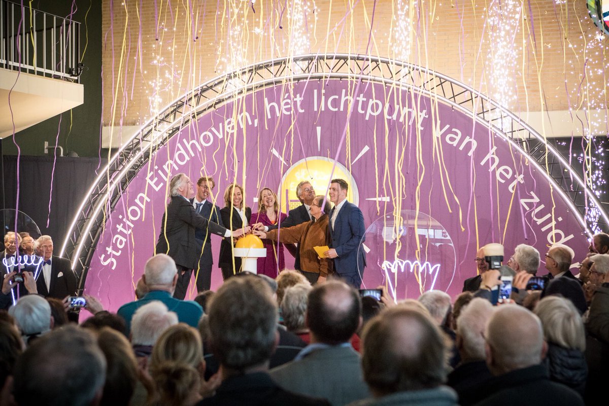 StationEhv tweet media