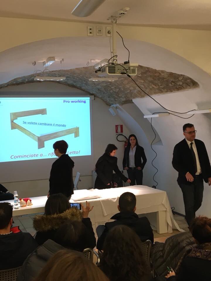 Stefano_Iorio's tweet photo. Condividere i successi aumenta la felicità 👏🏻@vincesigno87 @officomunica @WIP4EU @santorolucrezia 👍🏻 oggi, a #Cerignola avete dimostrato nei fatti la nuova parola d’ordine #proworking si può fare anche da noi 👍🏻@nobiletti @garganolab2_0 @Academy24Nove @matteogentilee https://t.co/8SHgYV2RiM
