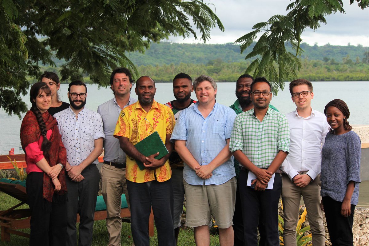 EOCommonSensing's tweet image. Meeting the Malvatumauri, or National Council of Chiefs, was incredibly interesting and insightful. The Council plays a significant role in advising the government in Vanuatu on various matters related to culture, customs and traditions. #CommonSensing