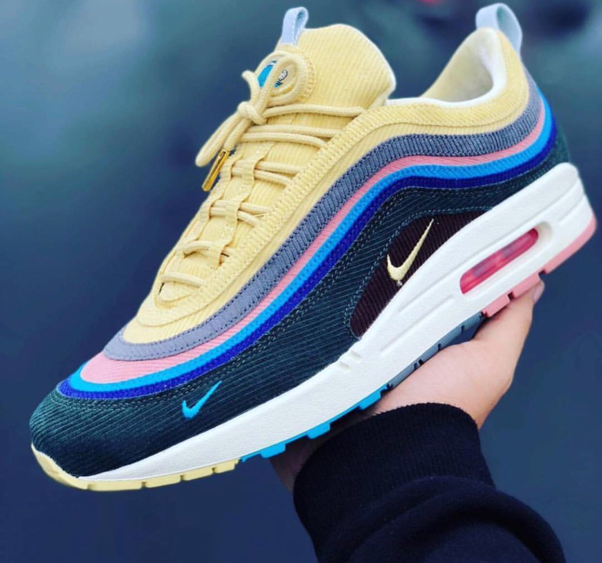 yeezy500's tweet photo. Sean Wotherspoon x #Nike Air Max 97/1
Release Date: March 26, 2018
$160
=»https://t.co/6V41YeC2de https://t.co/oFzipHSVx1