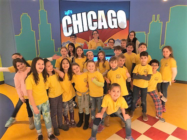 GISChicago's tweet image. Grades 3-7 enjoyed a trip to the @ChicagoMuseum to contextualize their studies of our exciting home town. We had a wonderful time! #GISC #FieldTrip #IBWorldSchool #sweethomechicago