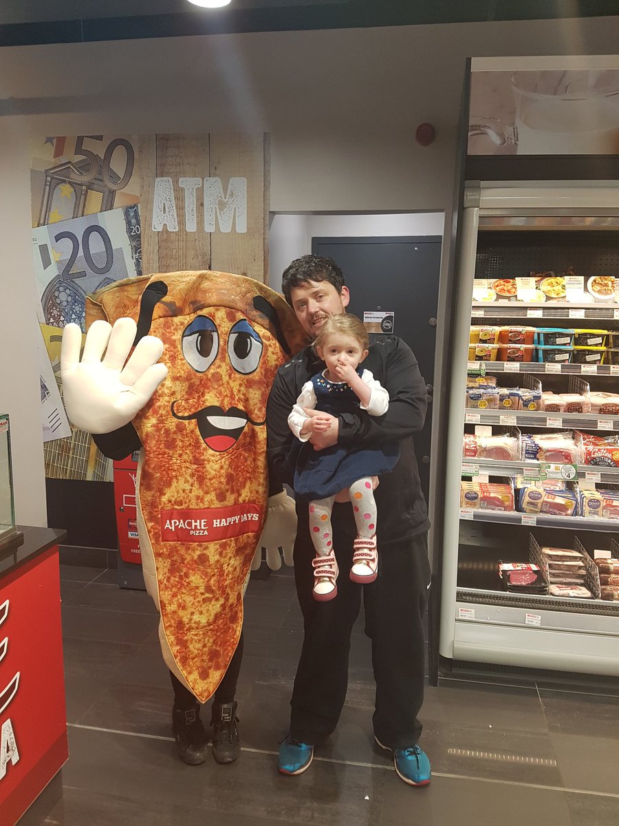 Ray42774262's tweet image. What an honour to finally meet this Titan of the fast food industry.. @apachepizzacork