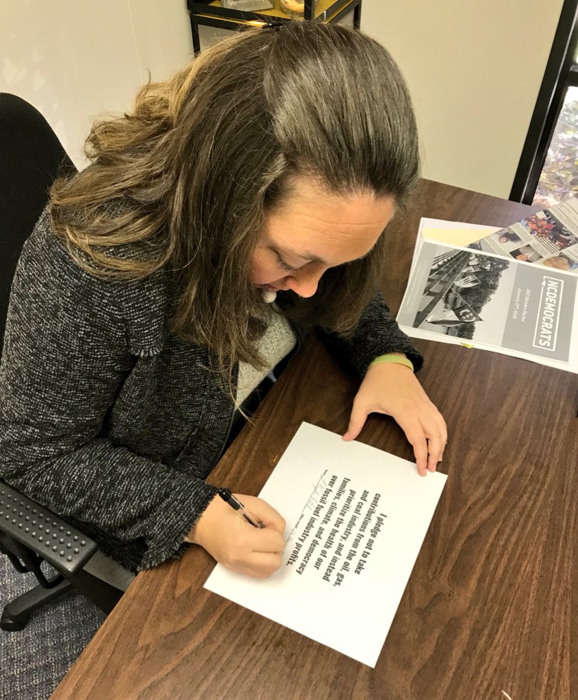 drkyle4congress's tweet photo. On this #WorldWaterDay I’m reaffirming my pledge to not take any money from corporate polluters in the fossil fuel industry! Join me in demanding our leaders ensure we #CleanOurWater & #ProtectOurCoast! @NoFossilMoney #NC07 #ncpol https://t.co/ssxYTDO6X0