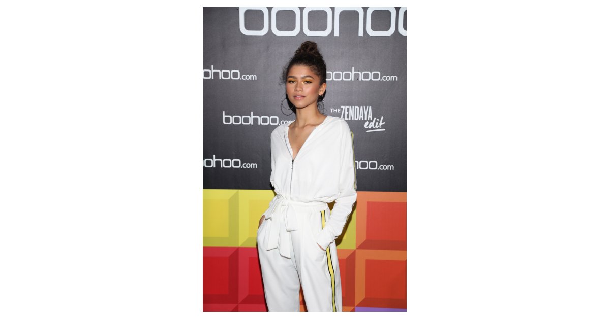 BW_Entertainmen's tweet photo. Riassunto: https://t.co/3bH96OUK8R celebra il lancio della collezione primaverile e The Zendaya Edit con un block party in stile revival anni '90! https://t.co/45saUrNFFm https://t.co/t10l8ohZ4M