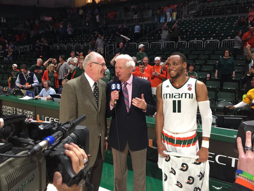 BruceBrown11's tweet photo. I will be declaring for the 2018 NBA Draft!! https://t.co/l01XlM9d10