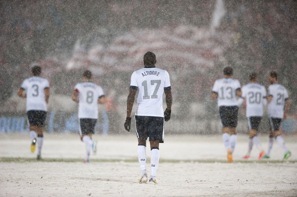 AmericanOutlaws's tweet photo. It's been five (!!!) years to the day since we had fun in the snow in Denver. https://t.co/goJ3mzDurZ
