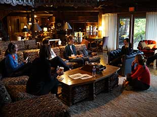 MinnesuingAcres's tweet photo. The More We Get Together The Happier Are We!  The uniqueness of our lodge, countless activities, and amenities assure no two visits are ever alike. We cater to each guest’s every need, and make every experience magical in its own way. Book your one of a kind lodge getaway now! https://t.co/hcMs0TFaKq