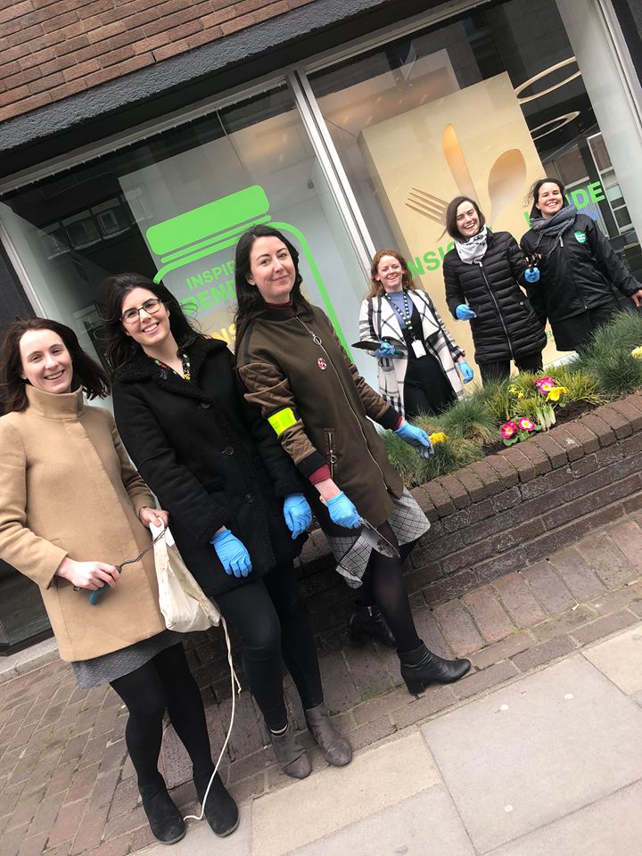 BordBiaBloom's tweet photo. Here’s Bord Bia’s gardening club brightening up Dublin's Mount Street with newly planted flowers and bulbs #springisintheair #gardening https://t.co/bBTzSZ19GR