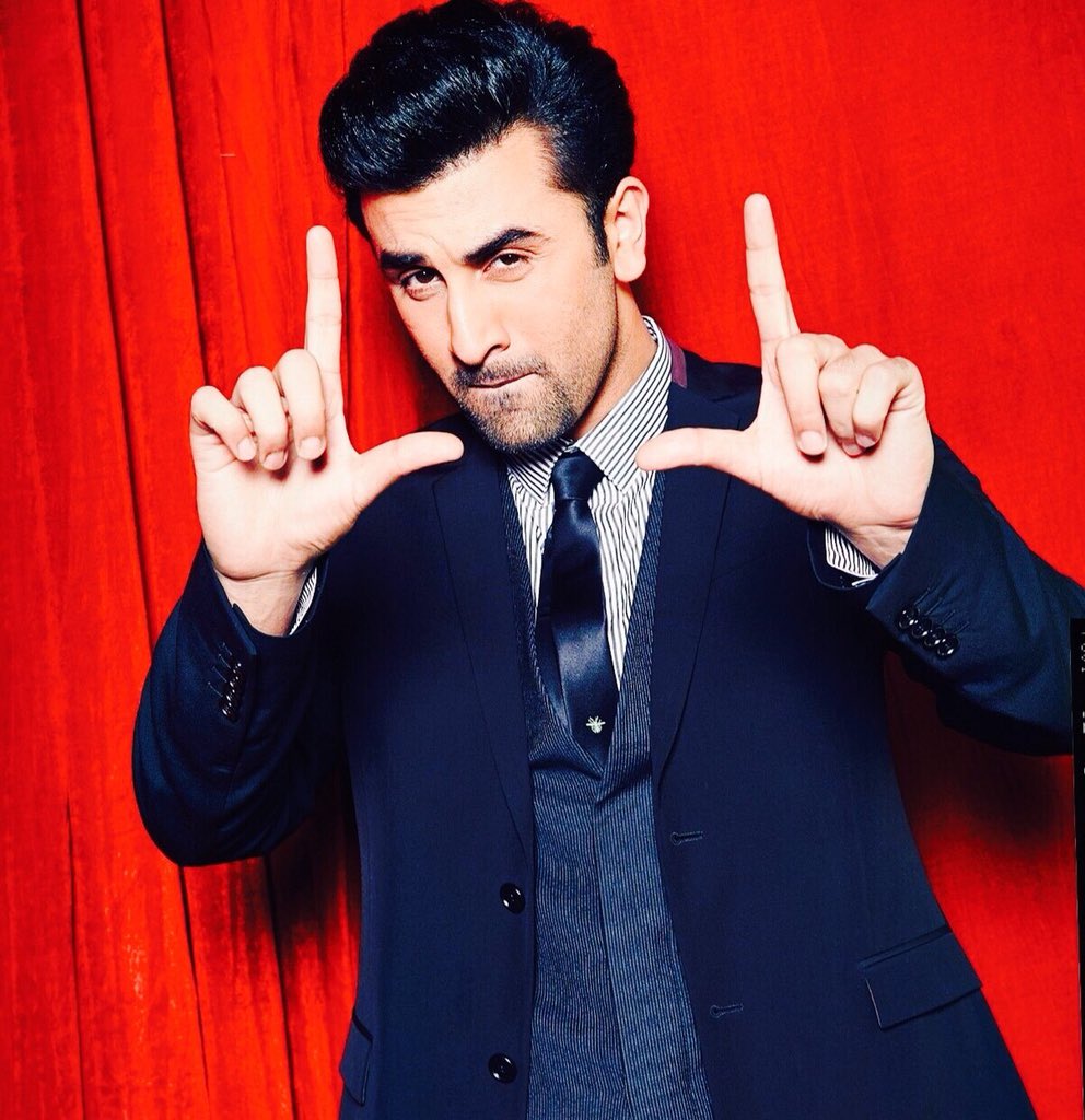 #RanbirKapoor might be seen in #PyaarKaPunchnama’s and #SonuKiTituKiSweety’s director #LuvRanjan’s next.