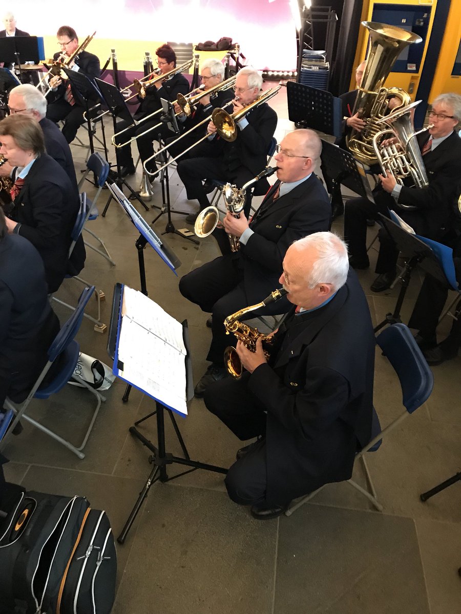 StationEhv tweet media