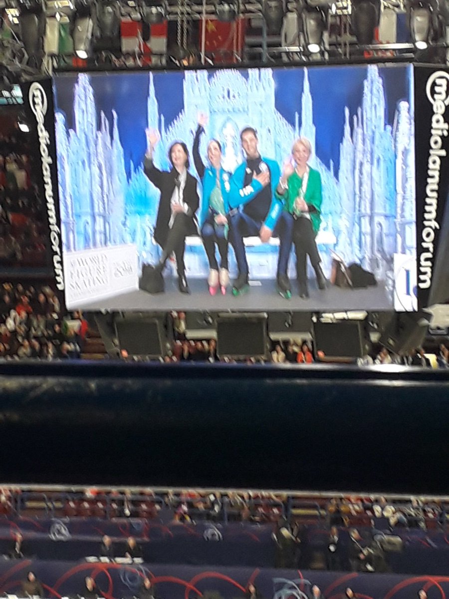 LaylaRepetti's tweet image. Per poi concludere il secondo giorno di gara con Pairs Free!!!! ❤❤❤ 

#PairsFree #MilanoFigure #Milano2018 #NicoleeMatteo