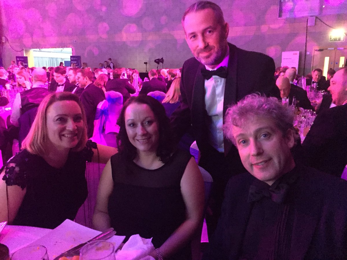 Enjoying the evening so far #nebizawards