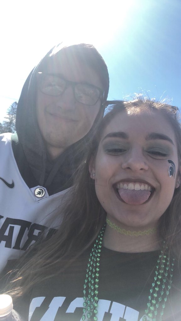 ryanlopp's tweet image. Happy birthday @rebeccakruliski !! 😂😂 hope today’s been great