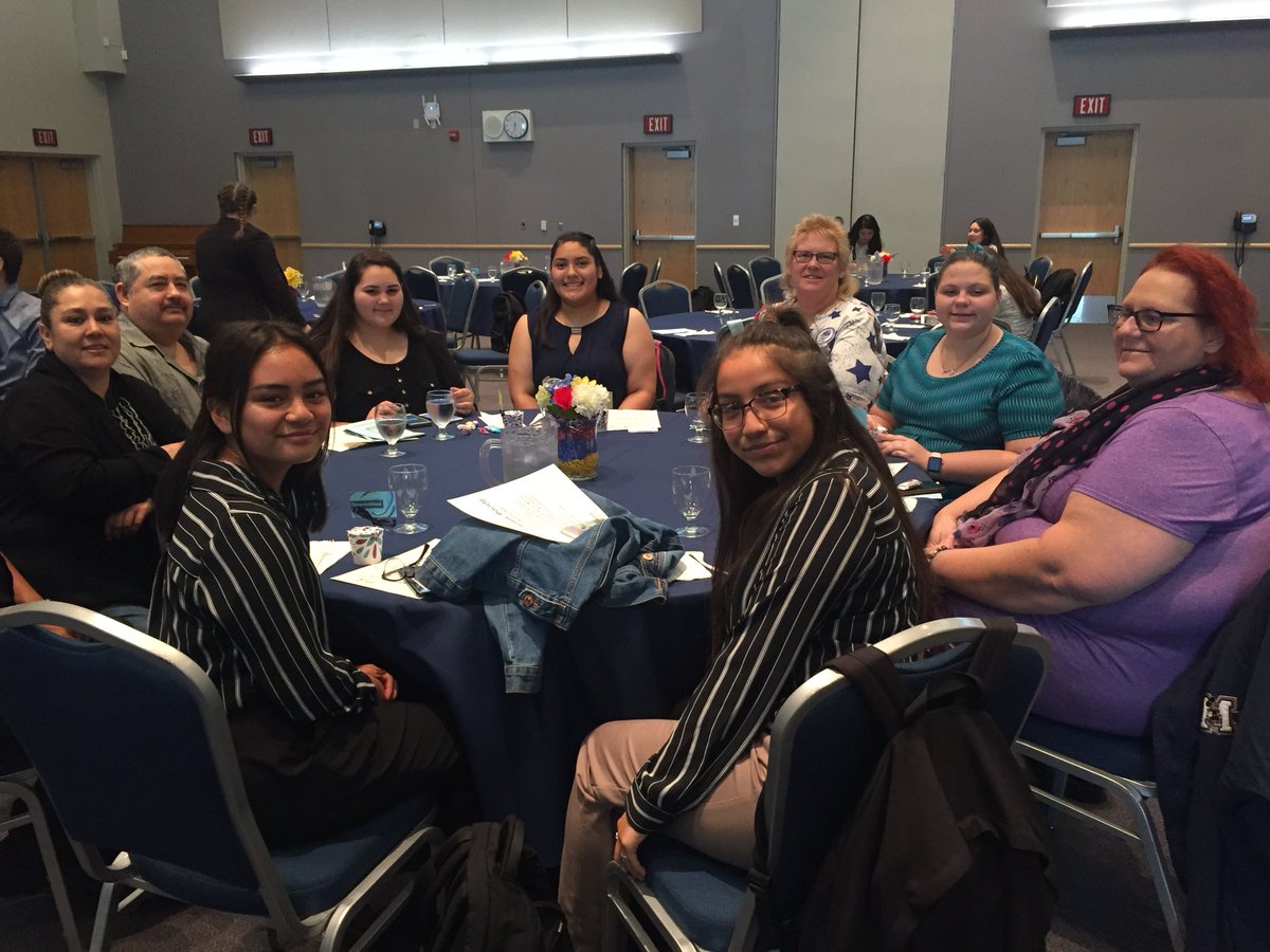 EastTechNHS's tweet photo. @EastTechTitans @NationalHonorSo East Tech’s 10 NHS Inducteion Ceremony. Congrats, inductees and families! https://t.co/506qYynLAm