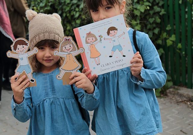 Mañana te cuento novedades en el blog sobre <a href="/claraypepo/">Claraypepo</a> Pero para las nuevas seguidoras que tal vez no conozcan nuestro cuento “Clara y Pepo, quiero ser mayor” un adelanto ✨Si el respeto a la infancia es una de tus máximas educativas estos entrañable… ift.tt/2Gj8NdP