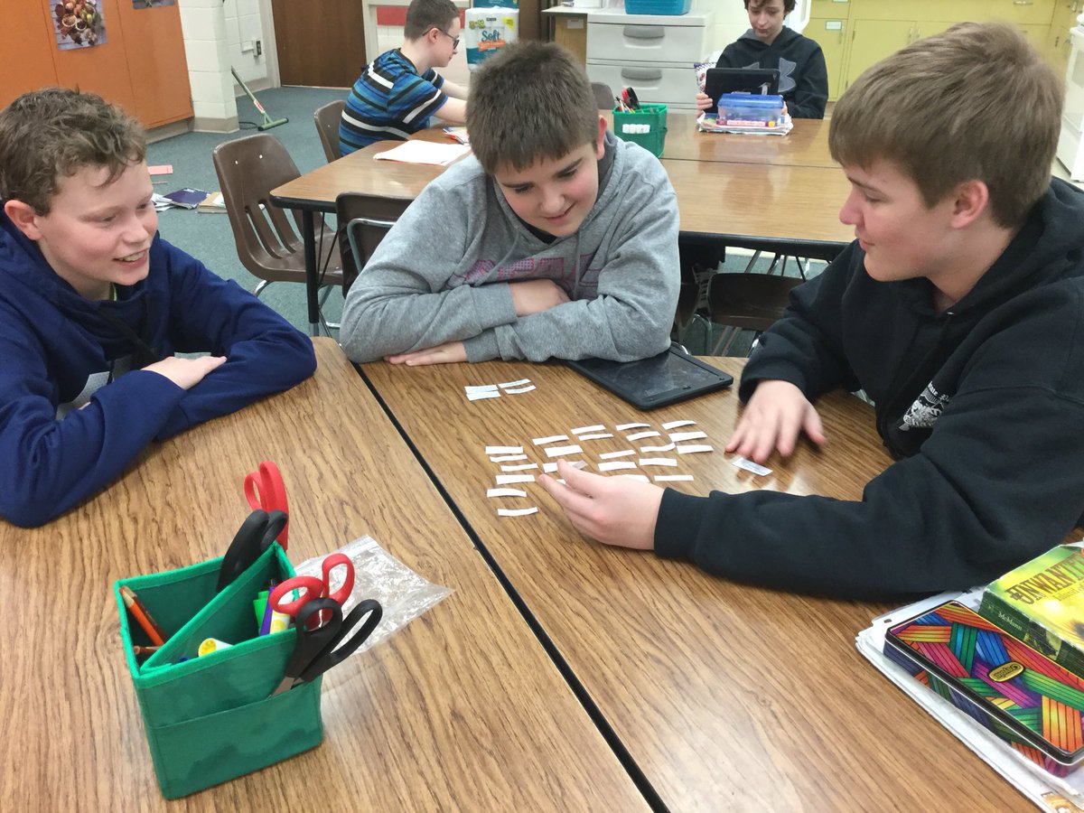 missgreene15's tweet photo. 7th graders reviewing for their sewing machine parts quiz tomorrow with a little tech &amp; a little no tech: Partner Memory, @quizlet, @quizizz, &amp; @StickAroundApp! #edtech #SayYestoFCS #fcsedchat #aurorahuskies https://t.co/JLCqbQM0I7