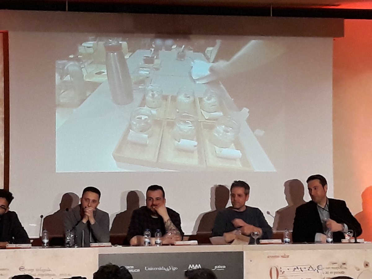 ALCALDEJOS's tweet photo. Gran Final #vindetapas @vindetapas las Tapas del Pergamino Vindel, en el Museo del Mar de Galicia @museodomar #Vigo
Cuarto Finalista Alexandre Mariño del Restaurante Ruxe Ruxe de Vigo
#equipoturvegal #Turvegal
@Turvegal @nordesia @LaurelyCanela @treatoreat @SESEIXA @ViaRomana_es https://t.co/t0r1KYzq2s