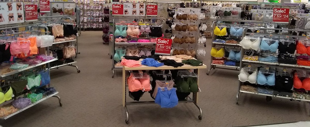 #ElevateTheExperience in intimates at Washington Square #1214 #SpringColor <a href="/salamlazkani/">salamlazkani</a> <a href="/thenewcrc/">Carla Clark</a> <a href="/KelliT0421/">Kelli Tidaback</a>