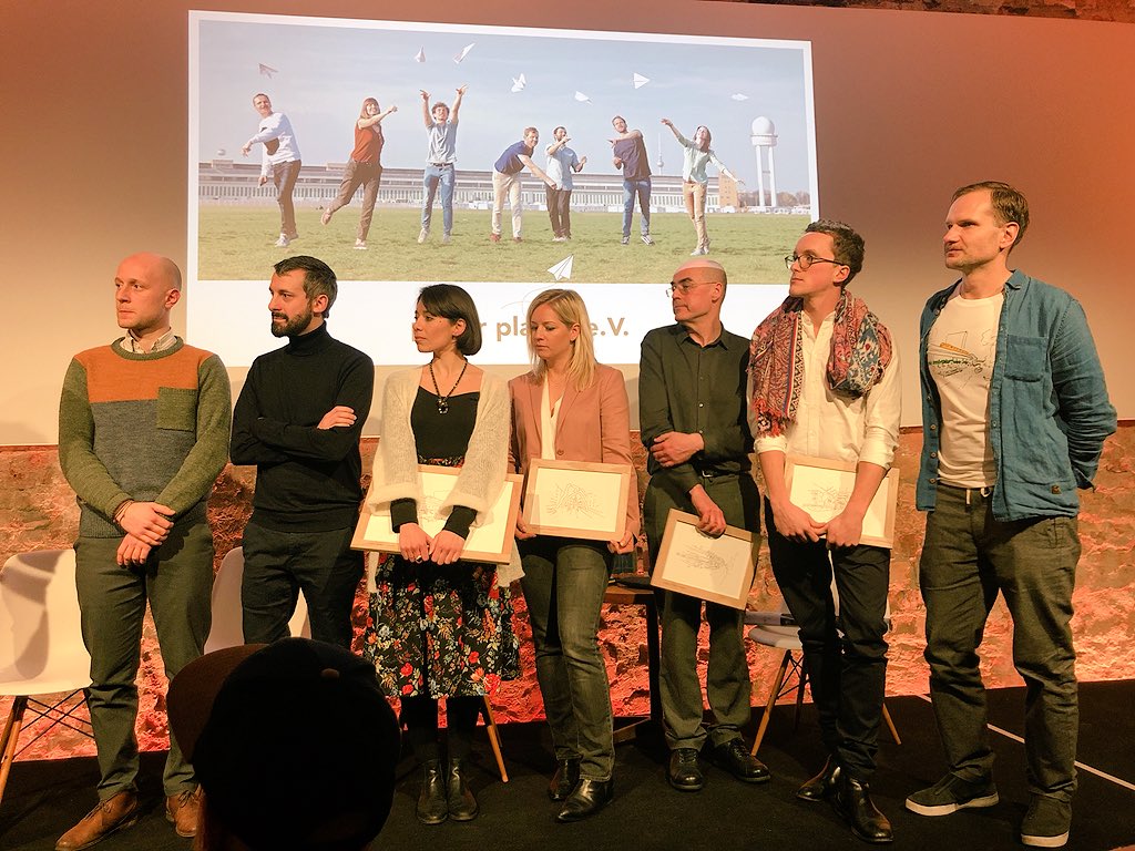 cat_in_berlin's tweet photo. Such great submissions to @radbahn tonight with beautiful enthusiasm for urban mobility #RadbahnPlus https://t.co/68e0RWZIoz