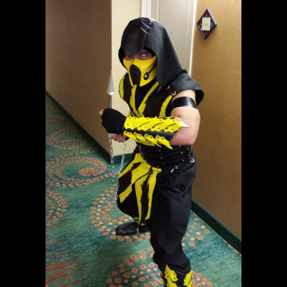 JoelXero's tweet photo. "Welcome!"
#Scorpion #ScorpionCosplay #videogames #holidaymatsuri2017 #joelxero #holmat2017 #holmat #cosplay #mortalkombat #mk #mkx #mk9 #NetherRealmStudios #xbox #nes #playstation #holidaymatsuri #cosplayer #menofcosplay #mortalkombatcosplay #Nintendo #videogamecosplay https://t.co/MiYtCA0mKQ