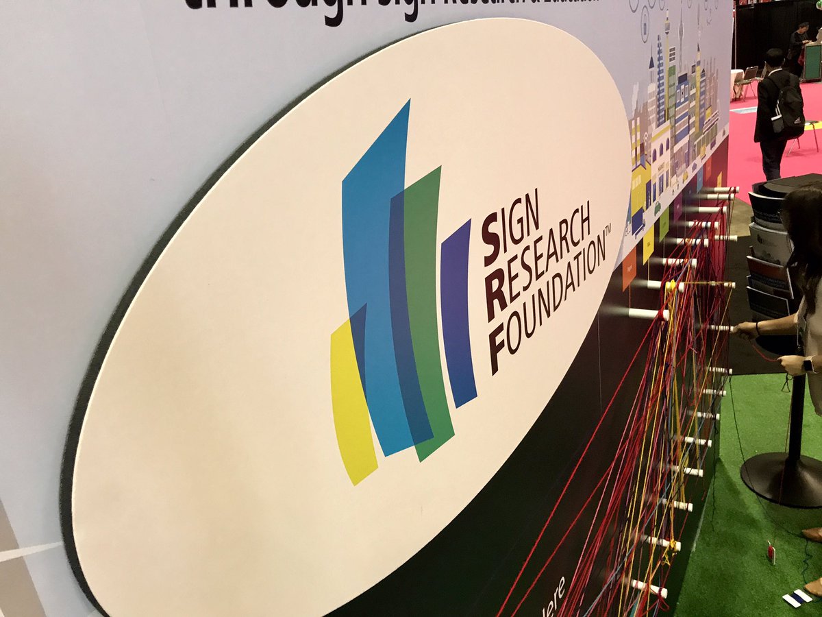 Cardosi_Kiper's tweet photo. Attending Intl Sign Association conference. Interactive string art display at the SRF booth! #isa18 #signexpo #NSREC #signresearch https://t.co/8FSXokoOiB