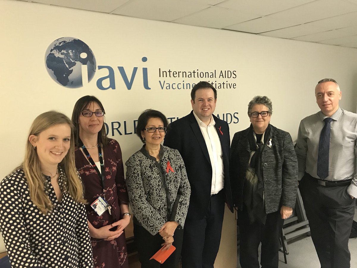 SDoughtyMP's tweet photo. Fascinating and inspiring visit this afternoon with @APPG_HIV_AIDS to see work of @IAVI with @imperialcollege and range of global partners to search for HIV vaccines #StopAIDS #ItAintOver https://t.co/xtVODn9gYR https://t.co/iUygVaSrne