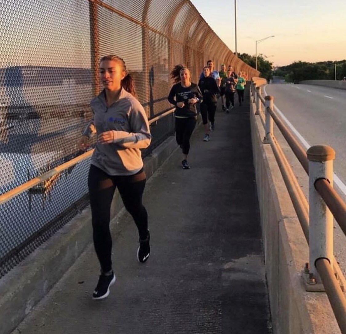 💥We be Pop-In!!! What’s the most important meal of the day? #Bridgesforbreakfast 🌉🍳This Friday 5:30AM 
#popupfriday #eatyourwheaties #weekendearned ➡️Meet at Taylor’s Do It Center⬅️
2865 Lynnhaven Dr
Virginia Beach, 23451