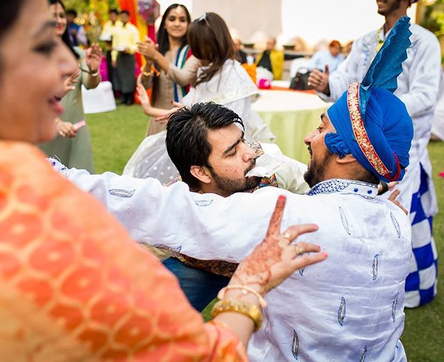 OurWeddingChap's tweet photo. Chak de.
.
Mail us on query@ourweddingchapter.in
.
Call us on 8587964395
.
Visit us on https://t.co/LkkZuBHVb8
.
.
.
#OurWeddingChapter
#delhi #mumbai #photography #crazy #fun #party #love #wedmegood #WeddingSutra #weddingphotography #bride #photo #Jaipur #Goa #destinationwedd… https://t.co/kY0dIASGJw