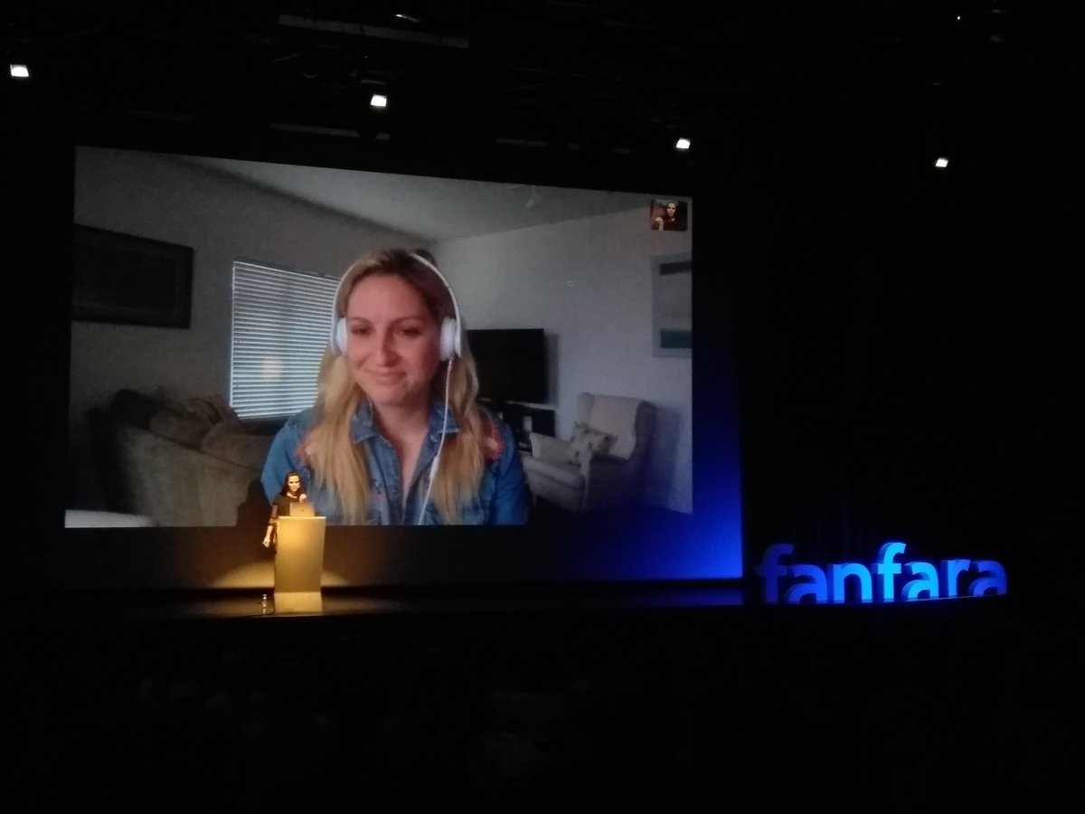 fanfara's tweet photo. @AnaLukner se nam je pridružila preko Skypa. Pravi: "v Silicijevi dolini je delo vrednota. Sodelovanje temelji na integriteti in zaupanju." #fanfara #prihodnost #sestavijoznami https://t.co/hLaekBKzP5
