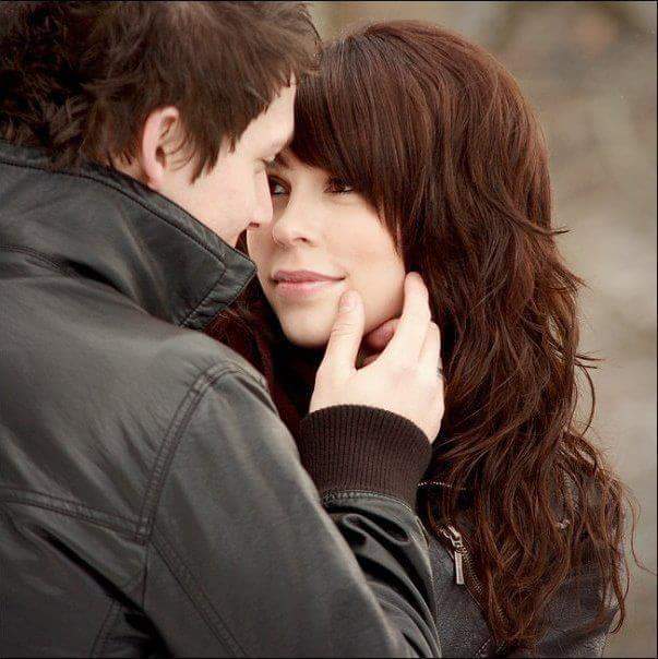 فبغير حبكي لا اكون جميلا